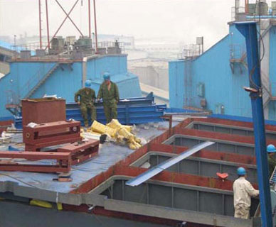 防腐蝕抗結(jié)露烘干機袋式除塵器